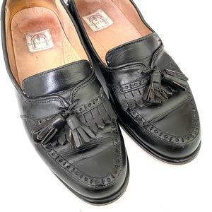 Cable & Co. | Kiltie Tassel Loafers - Black